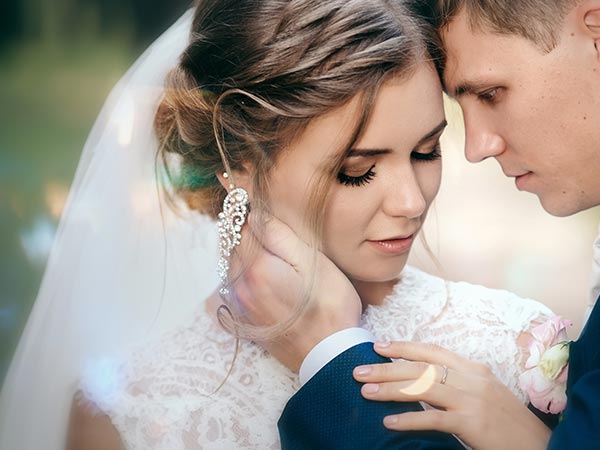 Moderner Brautschmuck und funkelnde Accessoires für die Braut und die Hochzeit in Ingolstadt!